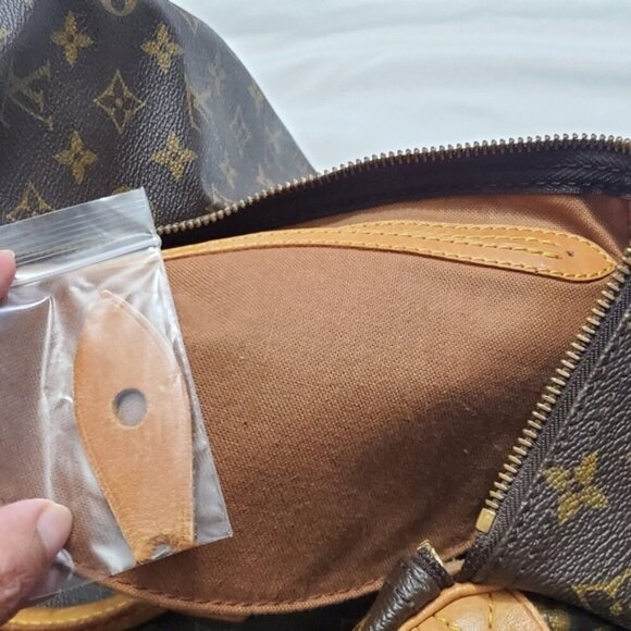 Authentic Louis Vuitton Monogram Canvas Top Handle Boston Bag - Picture 13 of 13